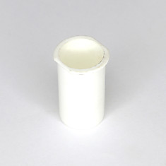 Втулка под ригель 18 белая